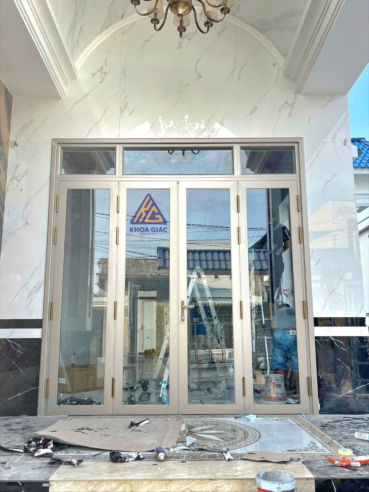 Quy trình sản xuất cửa nhôm kính tại xưởng Khoa Giác