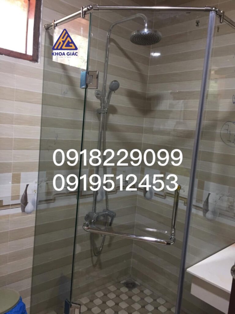 Cabin tắm kính có nên lắp? Kinh nghiệm chọn cho nhà miền Tây