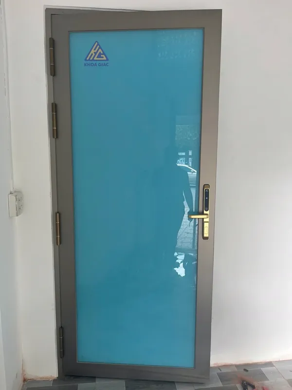 Cửa 1 cánh, nhôm nhập khẩu Anodized ED, kính sơn — thi công tại Cần Thơ, Nhôm Kính Khoa Giác