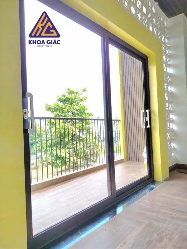 Cửa đi 2 cánh lùa — thi công tại Cần Thơ, Nhôm Kính Khoa Giác