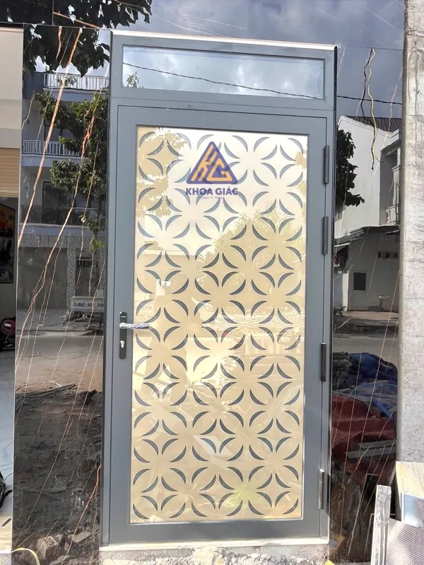 Cửa/vách kính cường lực — thi công tại Cần Thơ, Nhôm Kính Khoa Giác