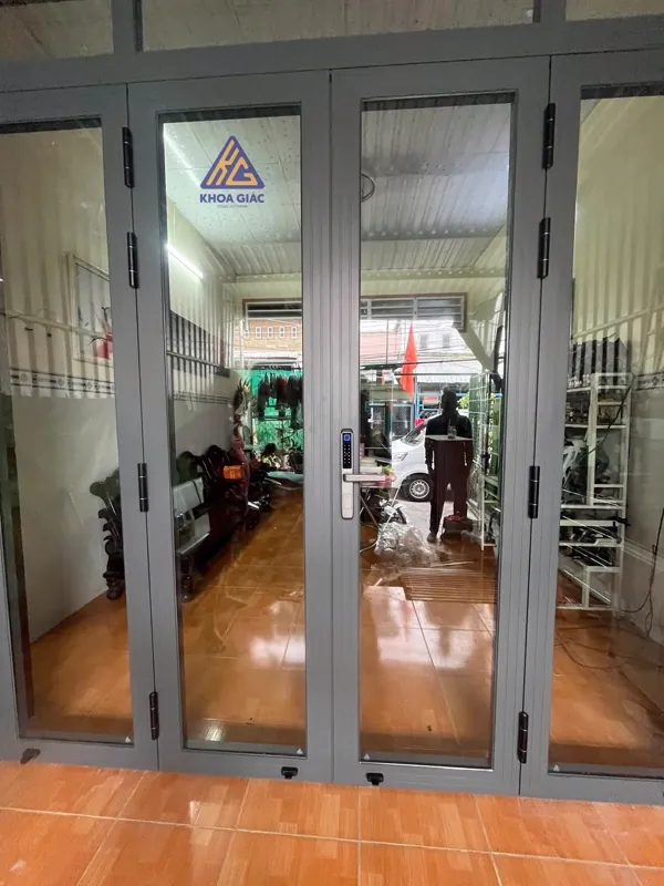 Cửa Xingfa 4 cánh, mở — thi công tại Cần Thơ, Nhôm Kính Khoa Giác