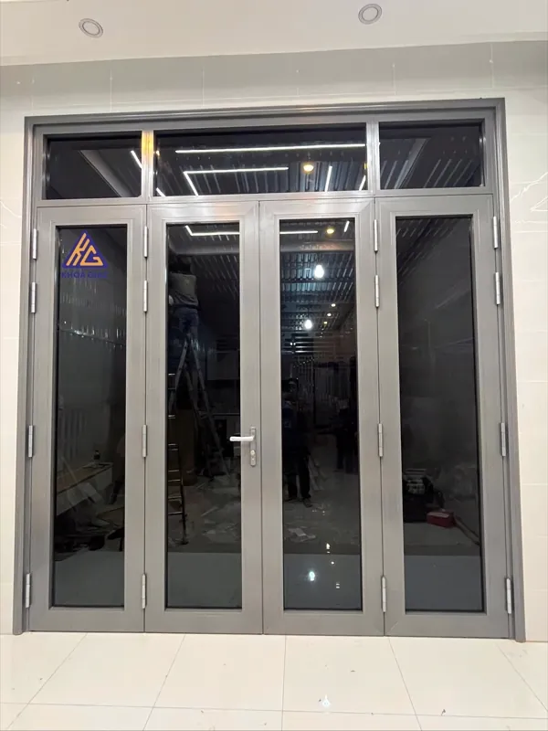 Cửa Xingfa 4 cánh, mở — thi công tại Cần Thơ, Nhôm Kính Khoa Giác